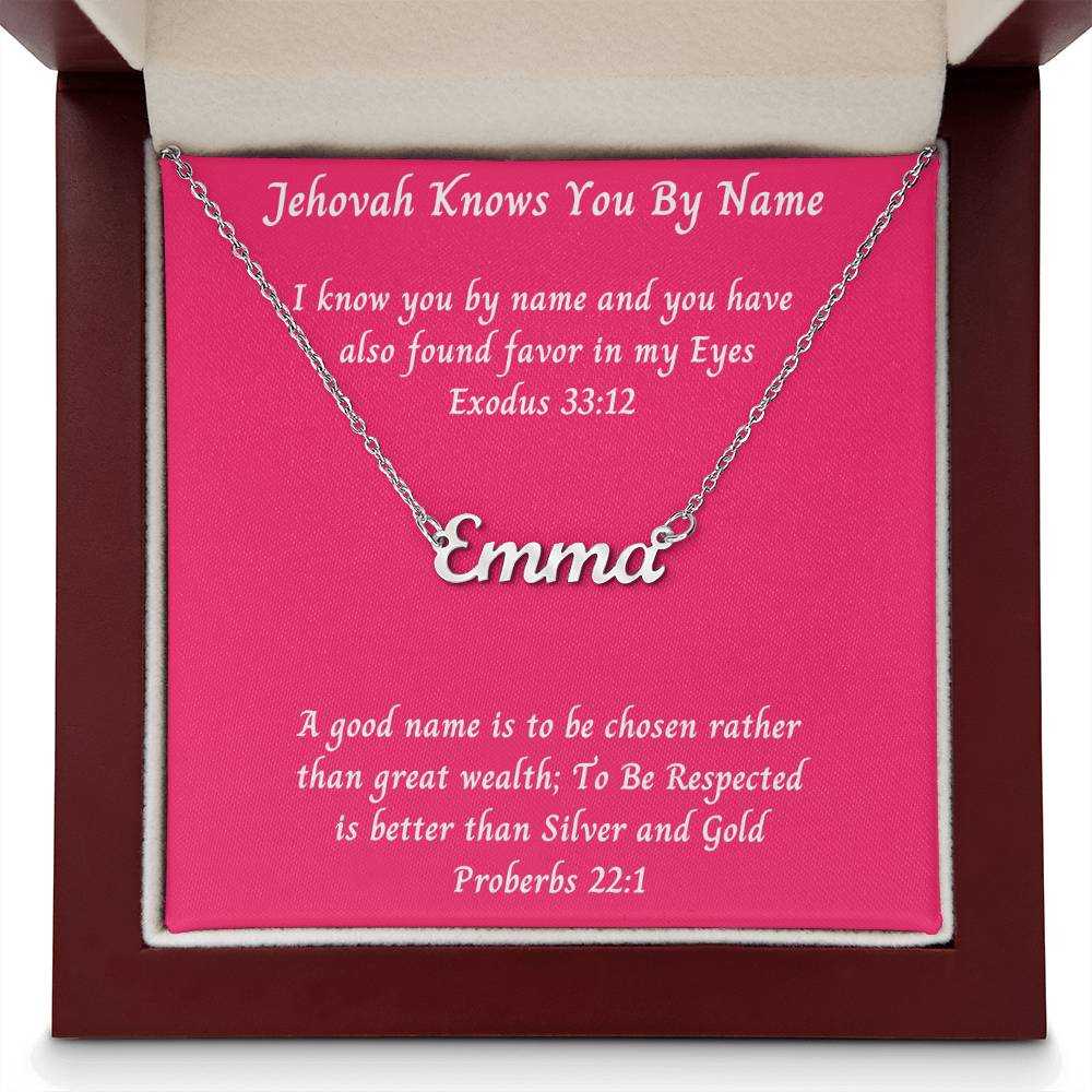 Customizable name necklace in yellow gold finish or polished stainless steel, featuring cursive design on adjustable cable chain.